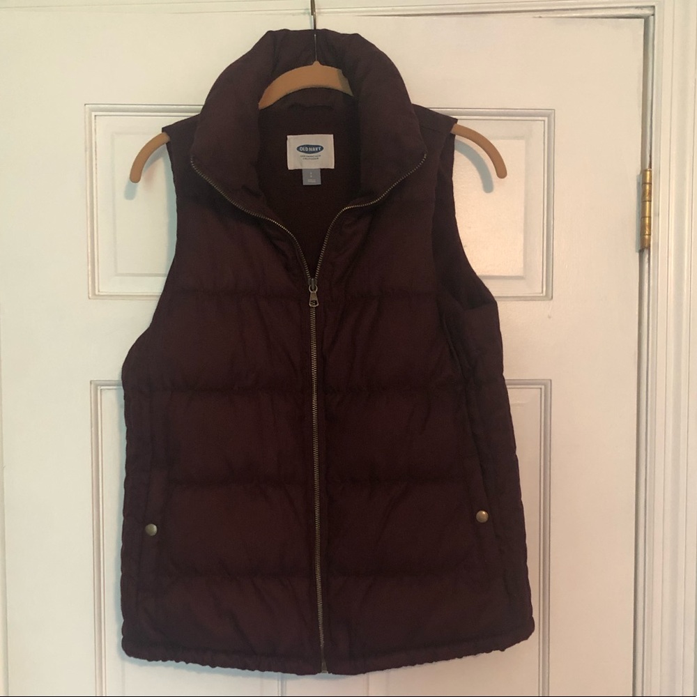 🌸Burgundy Old Navy Puffy Vest
